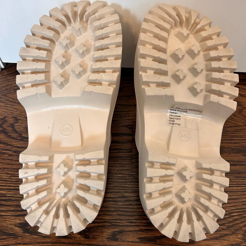Target Wild Fable Brooke Clogs 6.5 - Picture 7 of 8